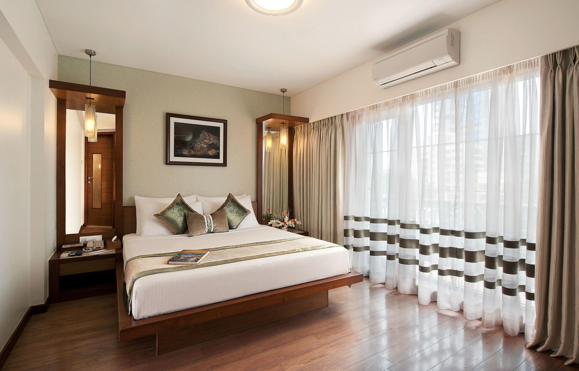 Grand Residency Hotel & Serviced Apartments Mumbai Bagian luar foto