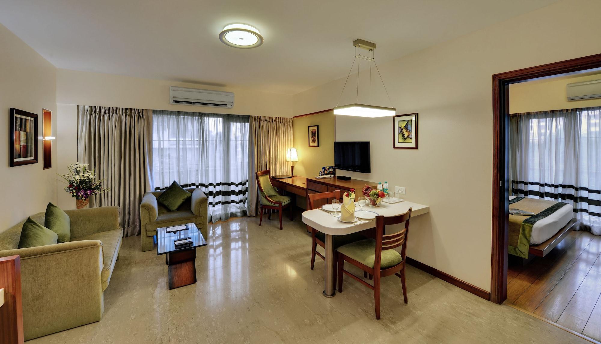 Grand Residency Hotel & Serviced Apartments Mumbai Bagian luar foto
