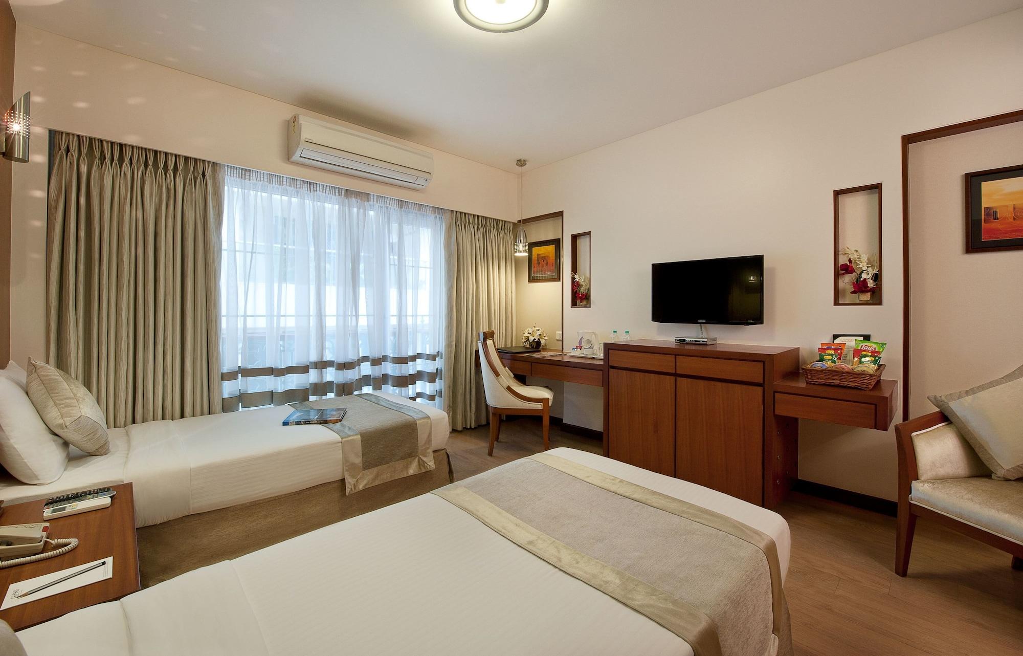 Grand Residency Hotel & Serviced Apartments Mumbai Bagian luar foto