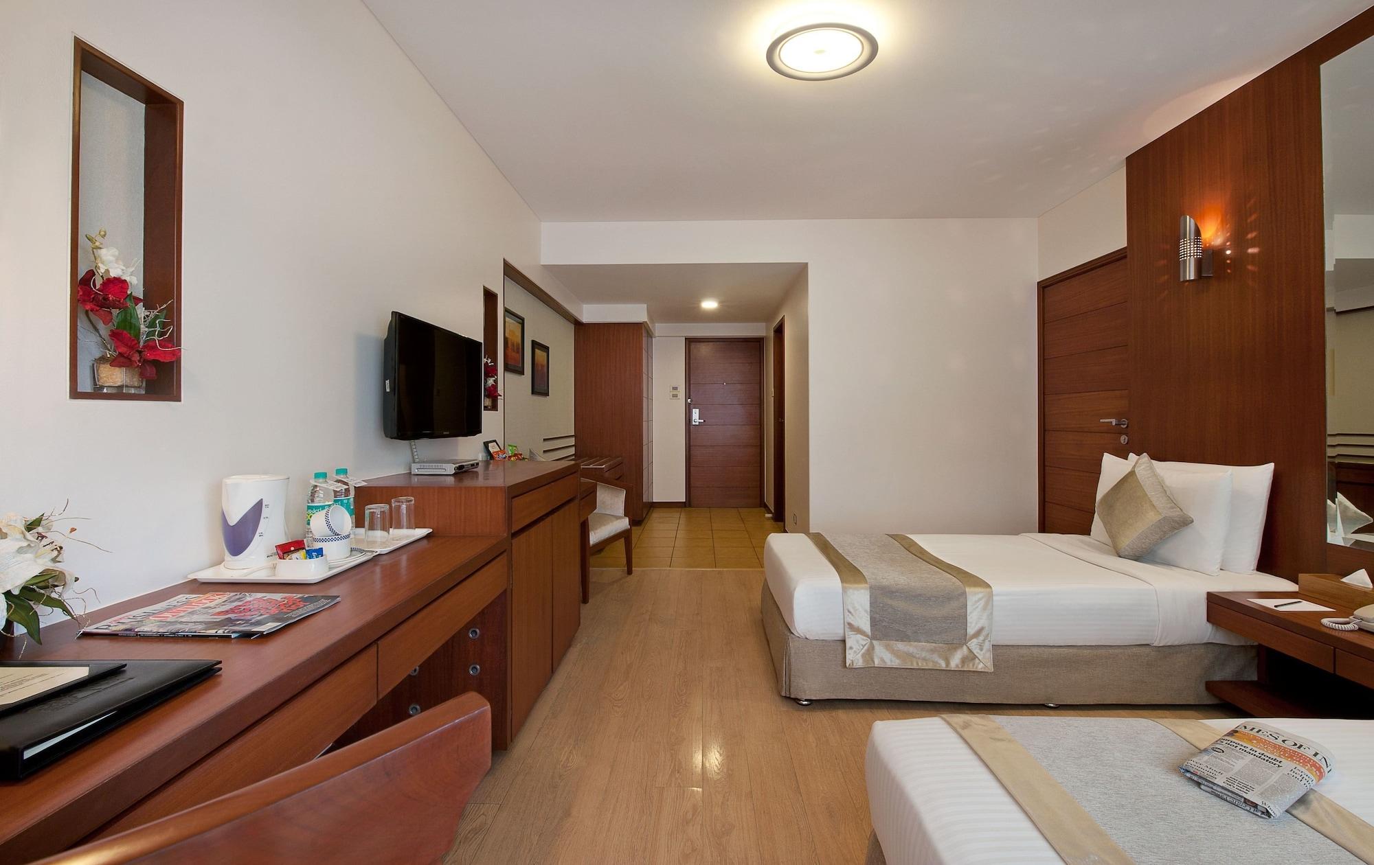 Grand Residency Hotel & Serviced Apartments Mumbai Bagian luar foto