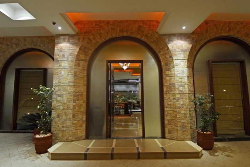 Grand Residency Hotel & Serviced Apartments Mumbai Bagian luar foto